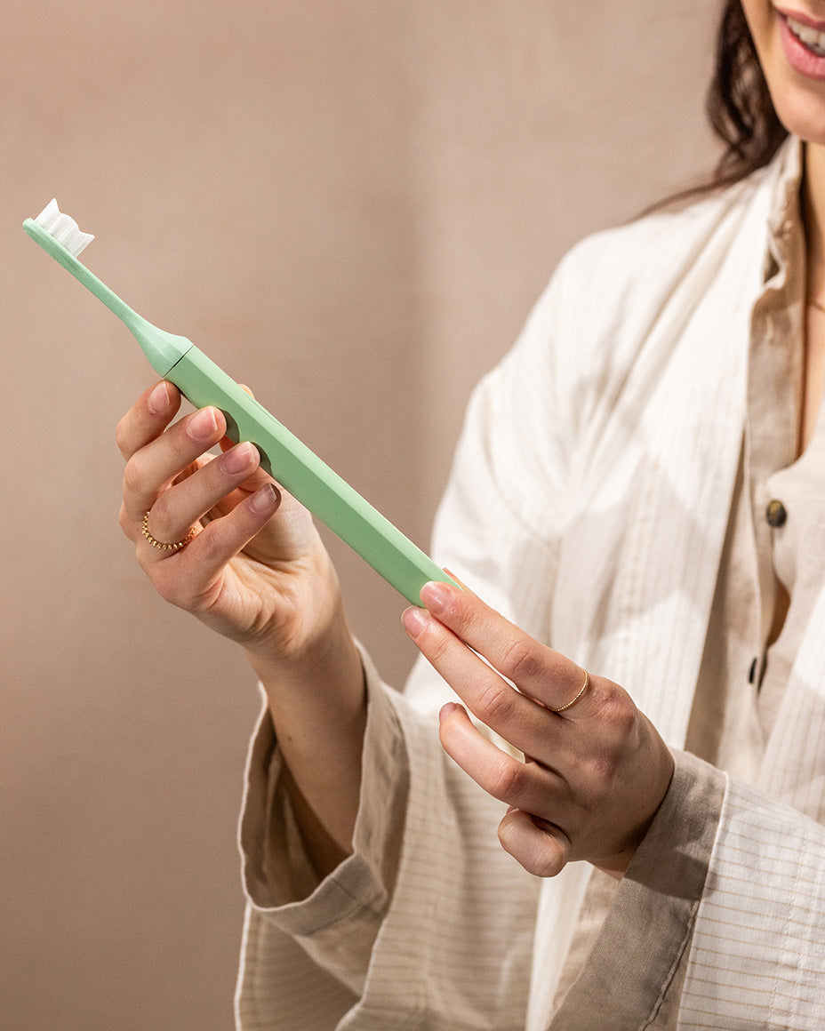 SURI Sustainable Electric Toothbrush