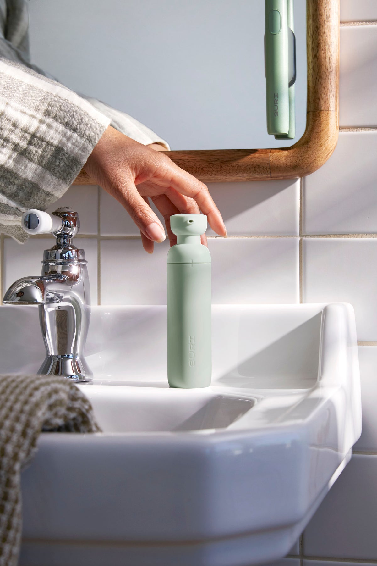 Restore Refillable Gel Toothpaste Bottle
