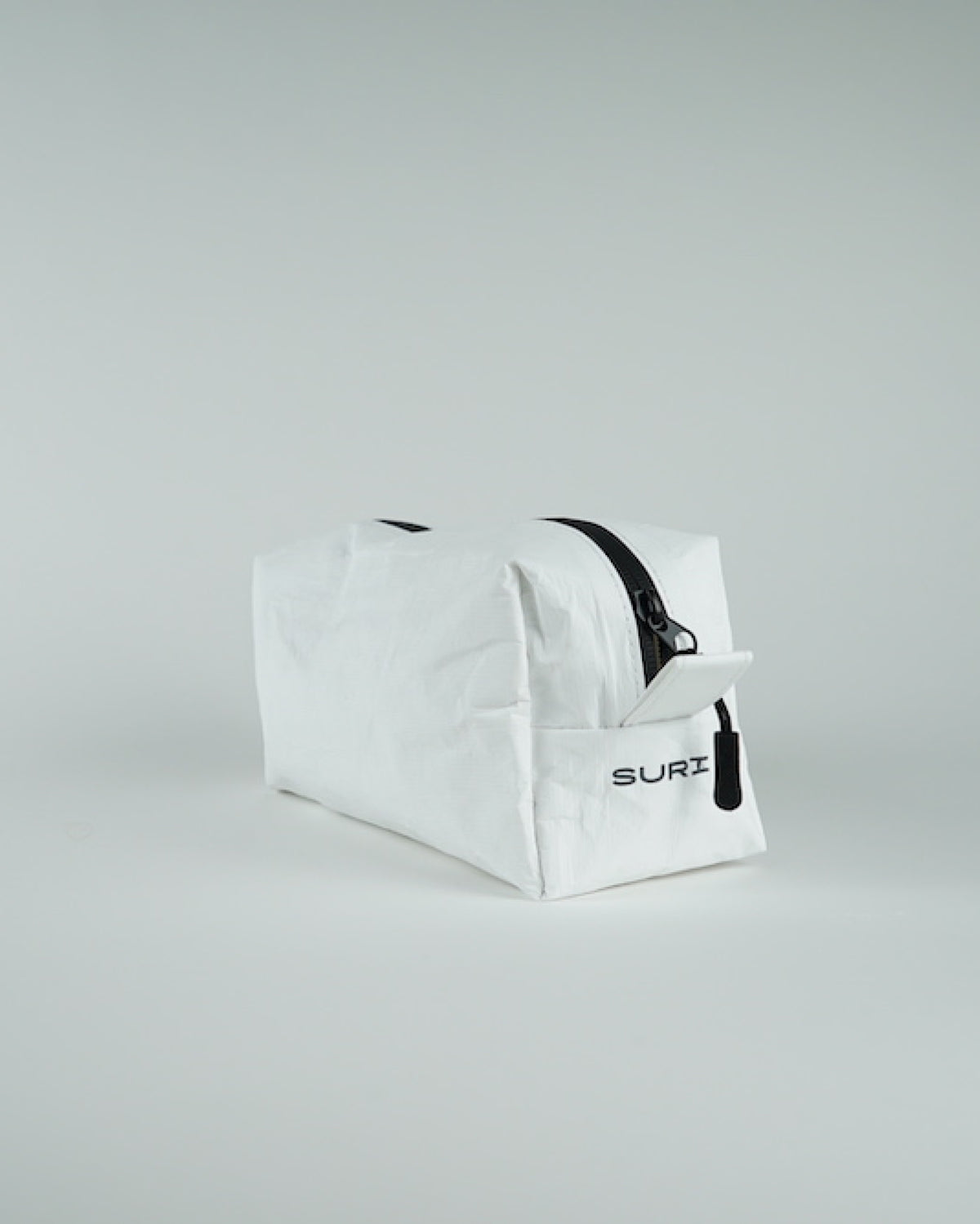 SURI Washbag - Recyclable Tyvek Paper